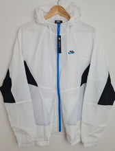Load image into Gallery viewer, Nike Sportswear Heritage Windbreaker Signature Jacket - White BNWT M