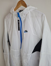 Load image into Gallery viewer, Nike Sportswear Heritage Windbreaker Signature Jacket - White BNWT M