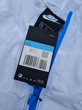 Load image into Gallery viewer, Nike Sportswear Heritage Windbreaker Signature Jacket - White BNWT M
