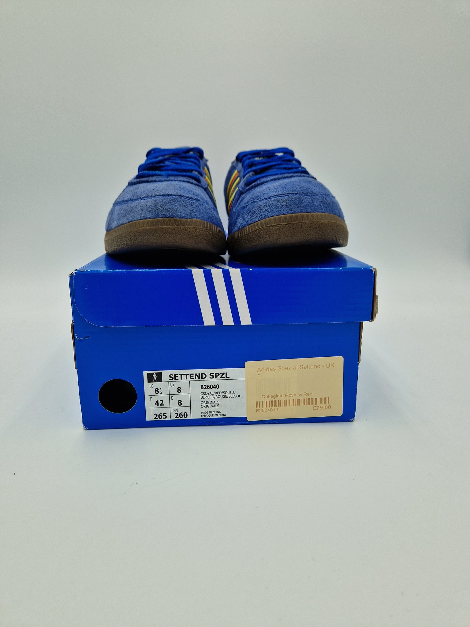 Adidas settend outlet