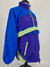 Load image into Gallery viewer, Vintage made in Tunisia adidas Originals Lightweight Packable WB D6 M/L
