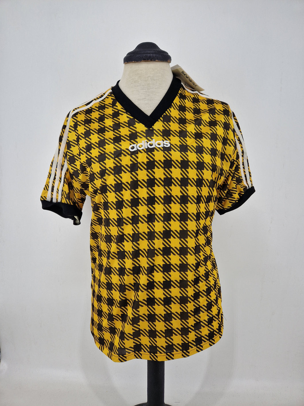 90's adidas Cordoba T-shirt made in England Sunshine Yellow Black Deadstock BNWT