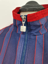 Load image into Gallery viewer, Umbro 90&#39;s Lightweight Jacket Large L Blue Red
