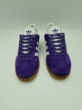 Load image into Gallery viewer, 2016 adidas Originals Gazelle Indoor UK 8 Purple White OG Box Preloved
