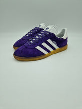 Load image into Gallery viewer, 2016 adidas Originals Gazelle Indoor UK 8 Purple White OG Box Preloved
