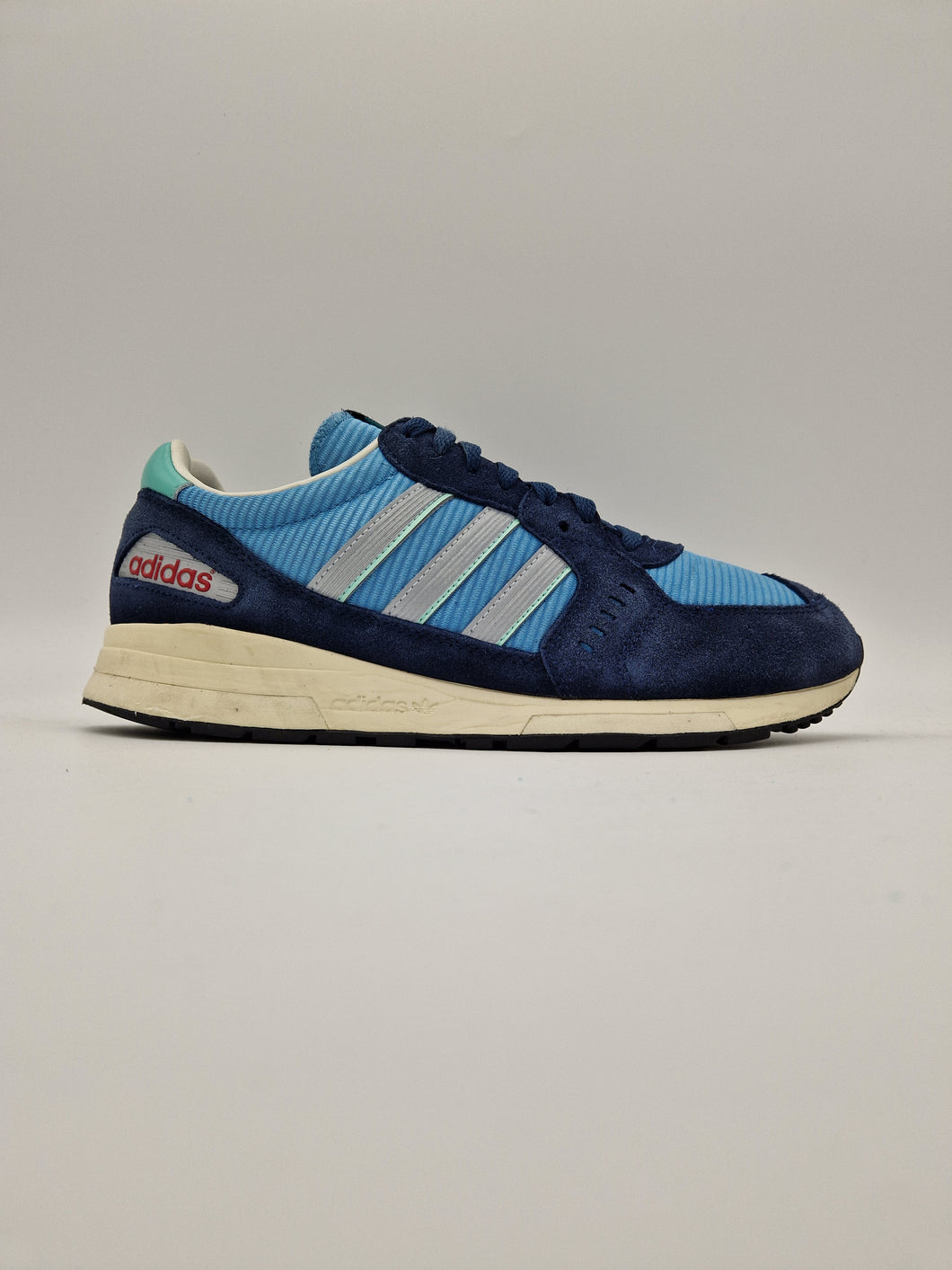2021 adidas Originals Size? Exclusive Isambard UK 9 Blue Preloved