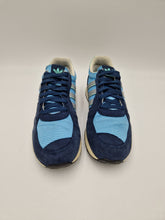 Load image into Gallery viewer, 2021 adidas Originals Size? Exclusive Isambard UK 9 Blue Preloved
