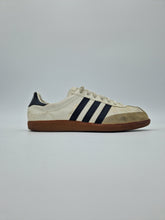 Load image into Gallery viewer, Vintage adidas Originals Universal UK 9 made in Yugoslavia
