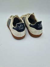 Load image into Gallery viewer, Vintage adidas Originals Universal UK 9 made in Yugoslavia

