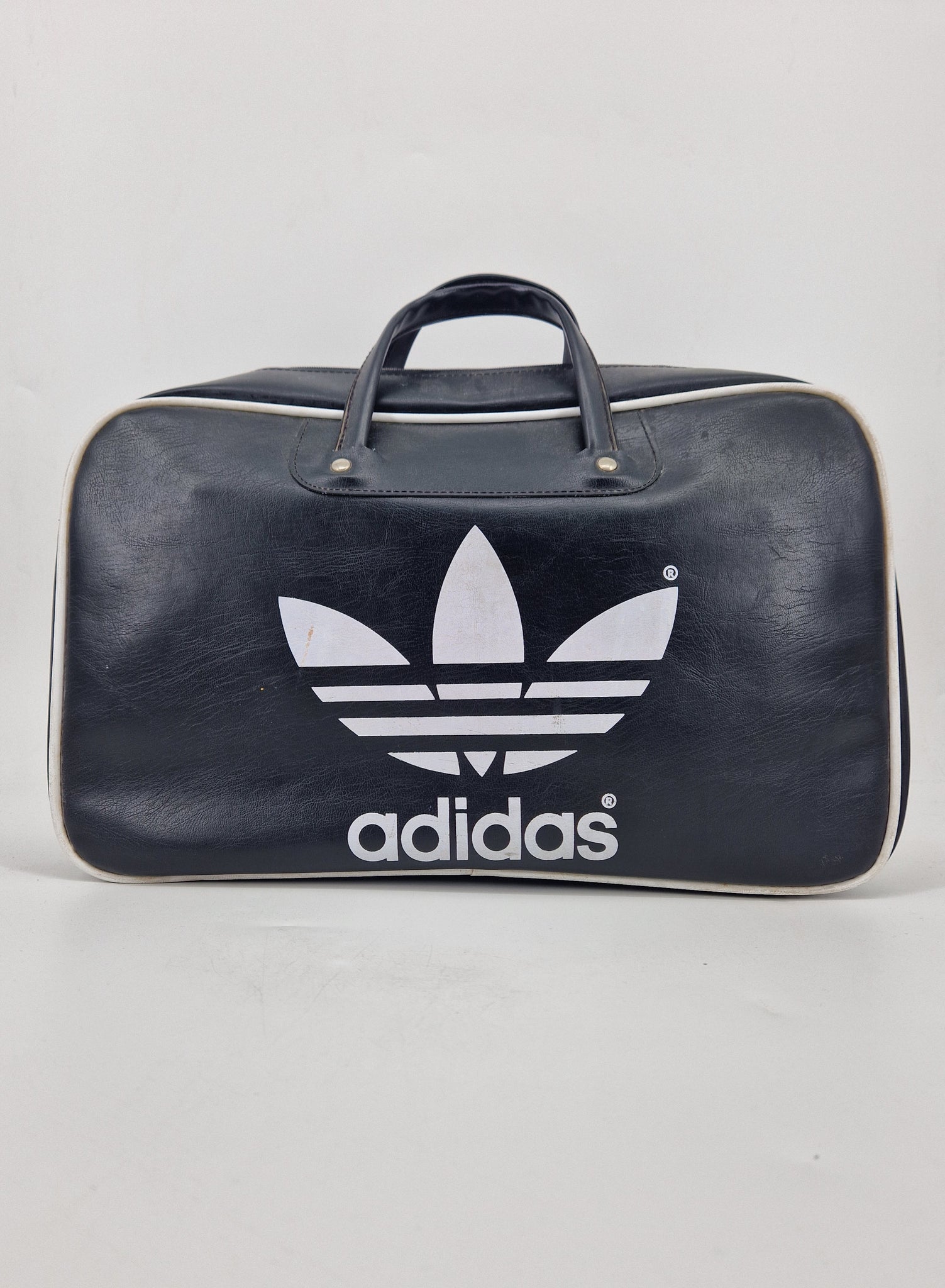 Peter Black of Keighley adidas Leather Bag pontone classics