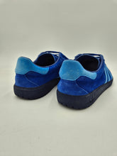 Load image into Gallery viewer, adidas Originals Bermuda Marine UK 10 Preloved OG Box
