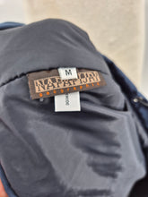 Load image into Gallery viewer, Vintage Napapijri Geographic Anorak M made in Romania Navy

