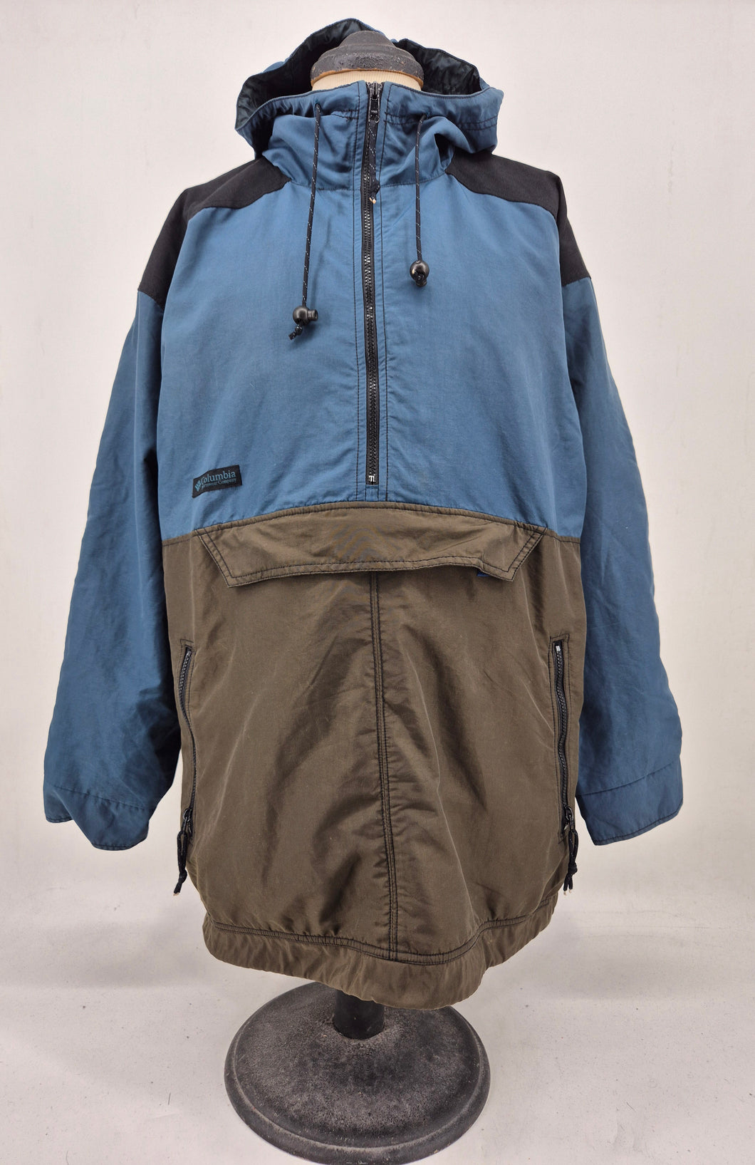 Vintage Columbia Anorak L / XL made in Malaysia Blue Black Green