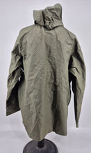 Load image into Gallery viewer, Vintage 90s Helly Hansen Raincoat Jacket L Forest Green
