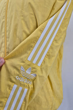 Load image into Gallery viewer, 2020 adidas Originals Adicolor Classics Lock-Up Trefoil Track Top M Yellow White
