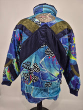 Load image into Gallery viewer, Vintage Saloman Ski Anorak L Crazy Pattern Blue Purple
