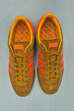 Load image into Gallery viewer, 2016 adidas Originals Bermuda UK 10 Preloved Solar Gold Orange Gum
