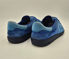 Load image into Gallery viewer, 2016 adidas Originals Bermuda Marine UK 10 Preloved
