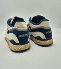 Load image into Gallery viewer, 1996 adidas Originals Oregon Ultra Tech UK 10.5 made in Korea
