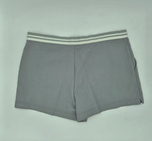 Load image into Gallery viewer, Vintage Ellesse Tennis Shorts 37 Grey
