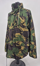 Load image into Gallery viewer, Vintage Highlander Tempest Waterproof Jacket XL Camouflage
