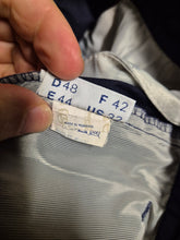 Load image into Gallery viewer, Vintage Sergio Tacchini Tennis Shorts 30 Navy

