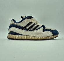 Load image into Gallery viewer, 1996 adidas Originals Oregon Ultra Tech UK 10.5 made in Korea
