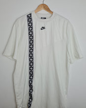 Load image into Gallery viewer, Nike NSW Top Taped Poly AR4934-133 Large
