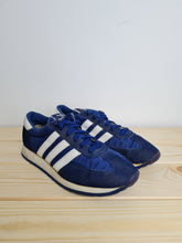 Load image into Gallery viewer, Adidas Nevada 1982 UK 5.5 vintage trainers blue/white

