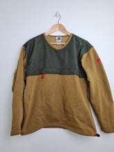 Load image into Gallery viewer, Vintage Adidas Equipment 1999 Small S Brown/Grey EQT
