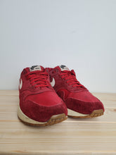 Load image into Gallery viewer, Nike Air Max 1 Essential Gym Red UK 8.5
