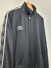 Load image into Gallery viewer, Umbro 90&#39;s Black track top Large L
