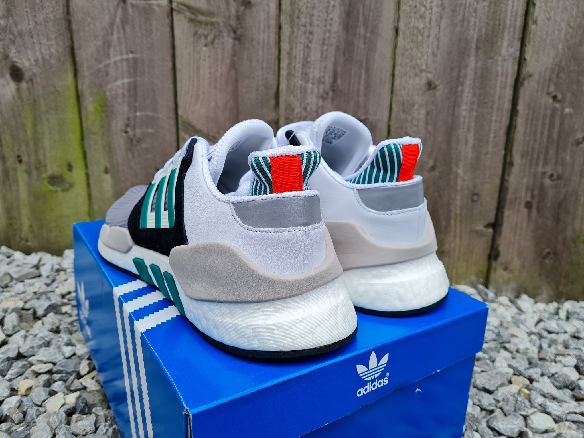 Eqt support 91/18 sub green hotsell