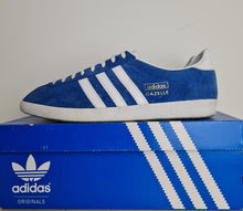 Load image into Gallery viewer, Adidas Gazelle OG air force blue/white UK 9 2012
