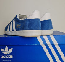 Load image into Gallery viewer, Adidas Gazelle OG air force blue/white UK 9 2012
