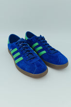 Load image into Gallery viewer, adidas Originals Bern City Series UK 6.5 2019
