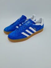 Load image into Gallery viewer, 2022 adidas Originals Gazelle Indoor Bluebird UK 10 BNIB
