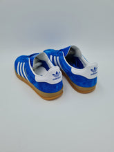 Load image into Gallery viewer, 2022 adidas Originals Gazelle Indoor Bluebird UK 10 BNIB
