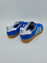 Load image into Gallery viewer, 2022 adidas Originals Gazelle Indoor Bluebird UK 10 BNIB
